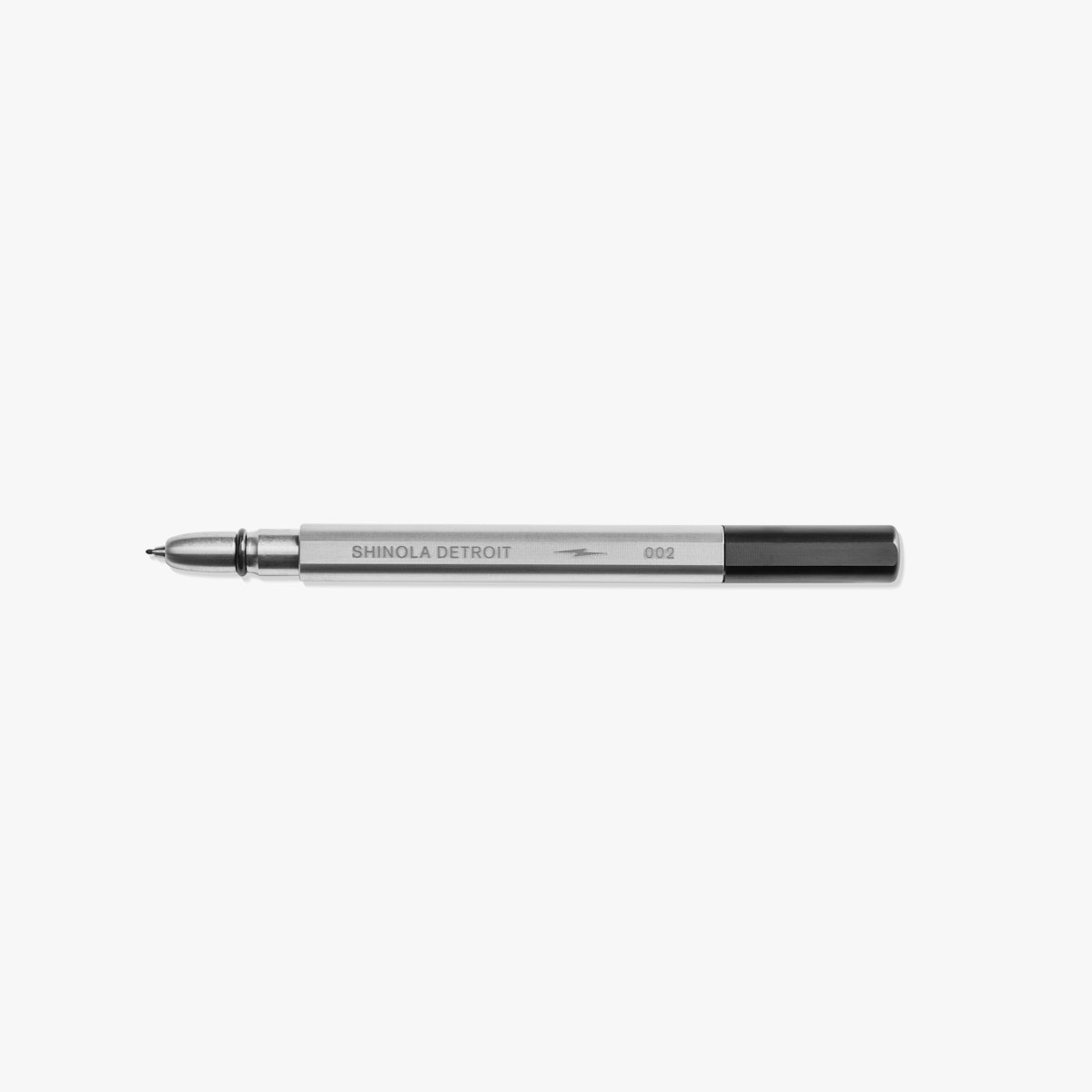 https://shinola-m2.imgix.net/images/Products/20274680-sdt-005334461/S0620274680_signature_pen_fineliner_V1_MAIN_01.png?h=1200&w=1200&bg=f7f7f7&q=80&auto=format,compress&fit=fillmax